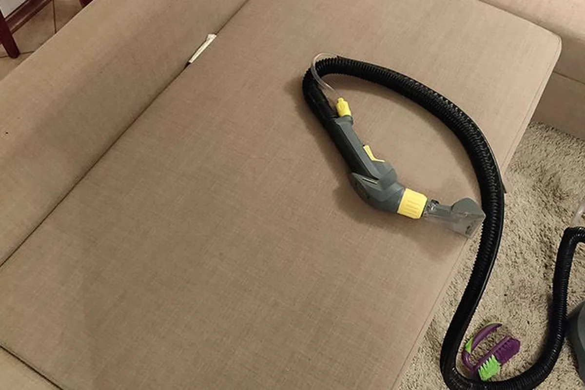 Fabric sofa seat, general soiling — after cleaning by SevenClean